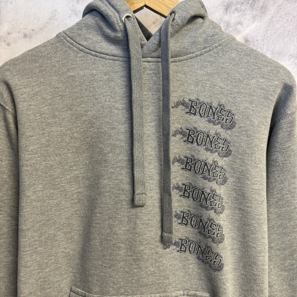 Bones Skateboard Hoodie Sweatshirt Mens Small Gray Skate Streetwear Y2K